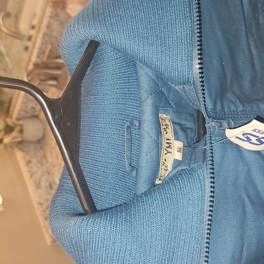Womens Jacket - Picture 2 of 3